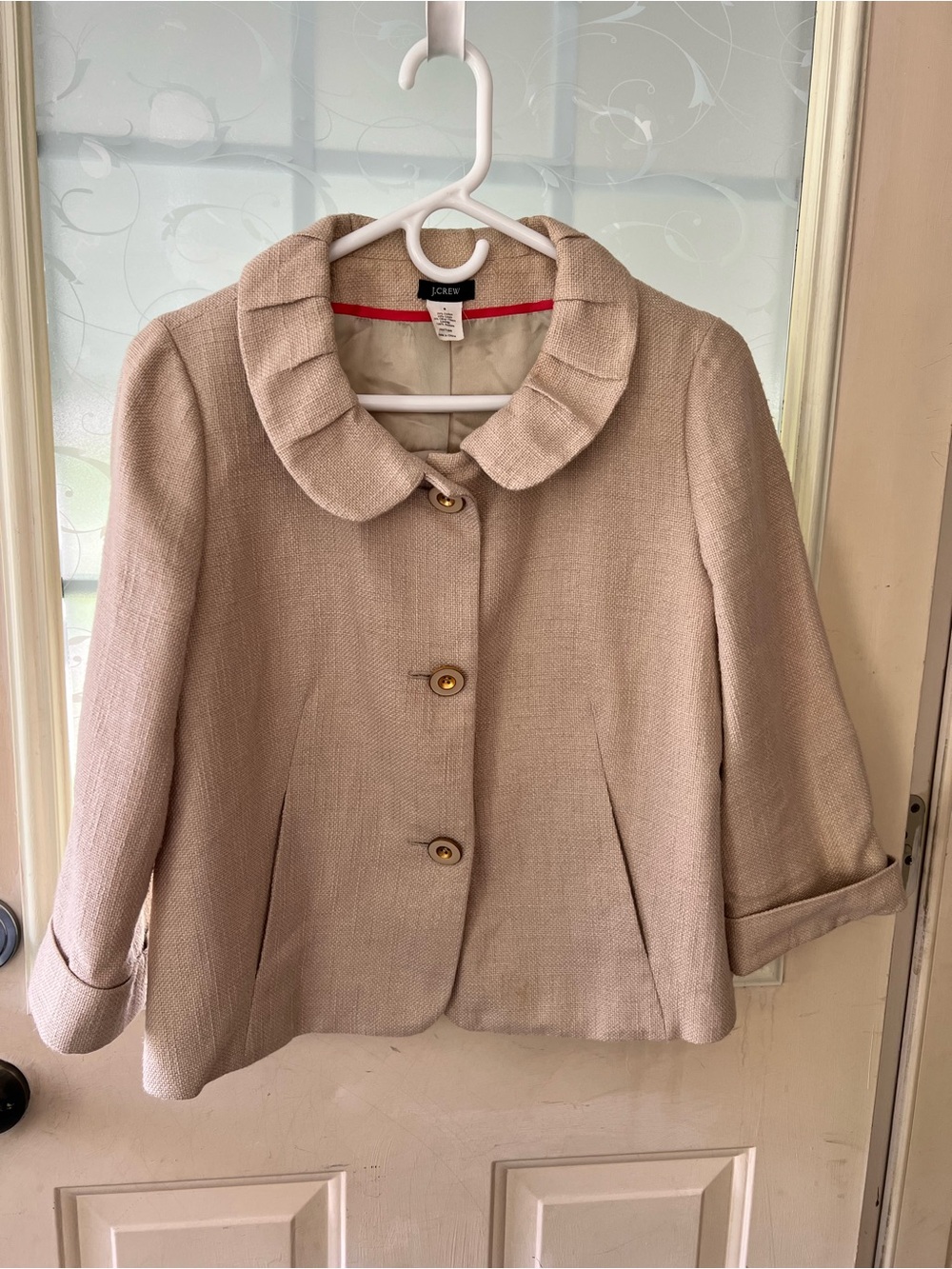 J Crew sz 6 beige linen and cotton blend fully lined ruffle collar jacket.